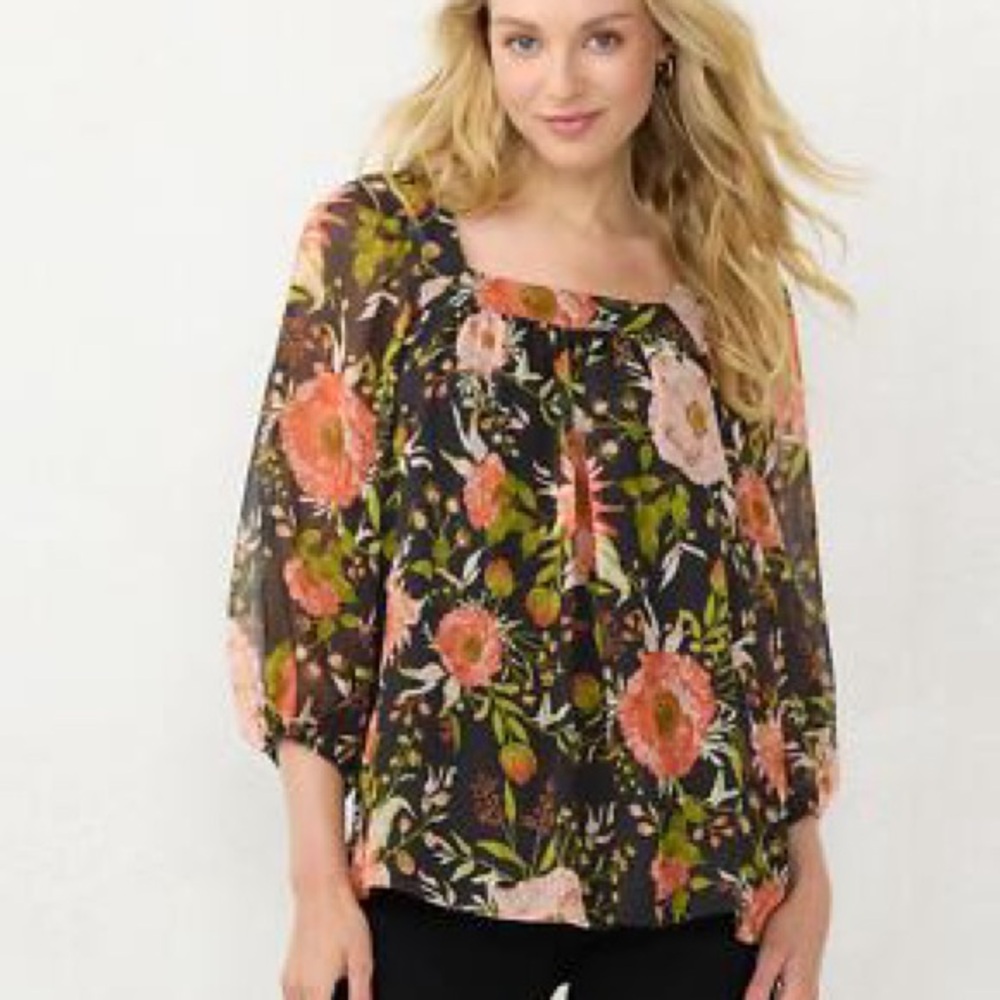 Lauren Conrad Dark Floral Peasant Boho Top New with Tags Size S